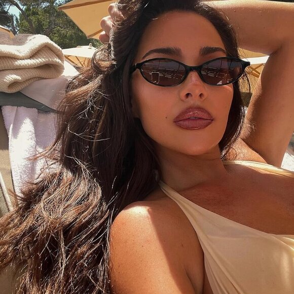 Retro Oval Sunglasses Women Chic 90s Sunnies UV Protection Trendy Light - Picture 9 of 9